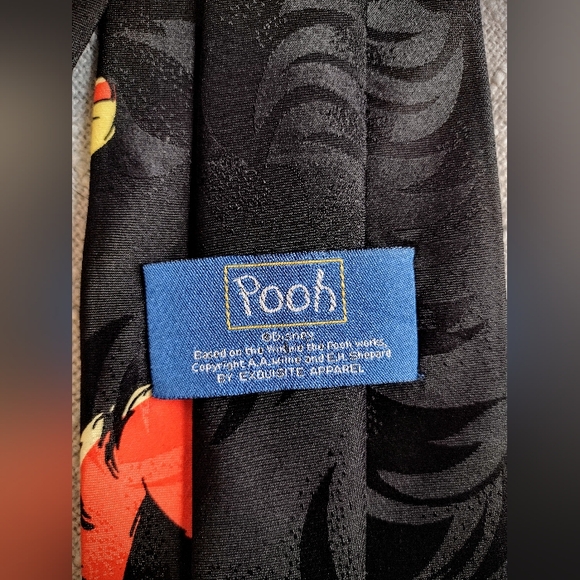 Like New Disney Winnie the Pooh Necktie, Excellent Condition, Polyester, Korea - Picture 6 of 7